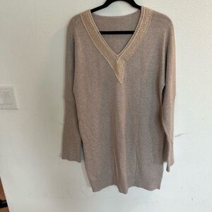 Women’s V Neck Sweater Dress

Size L